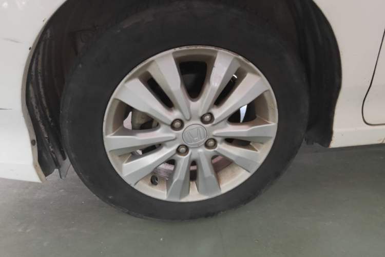 Used Honda City Classic 2012 1.5L Automatic Elite Edition Left Front Wheel Hub