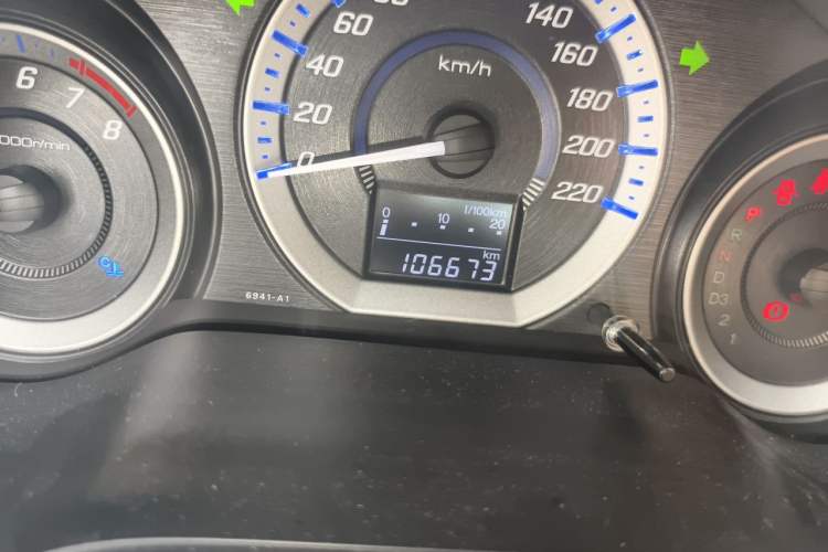 Used Honda City Classic 2012 1.5L Automatic Elite Edition Odometer Close Up