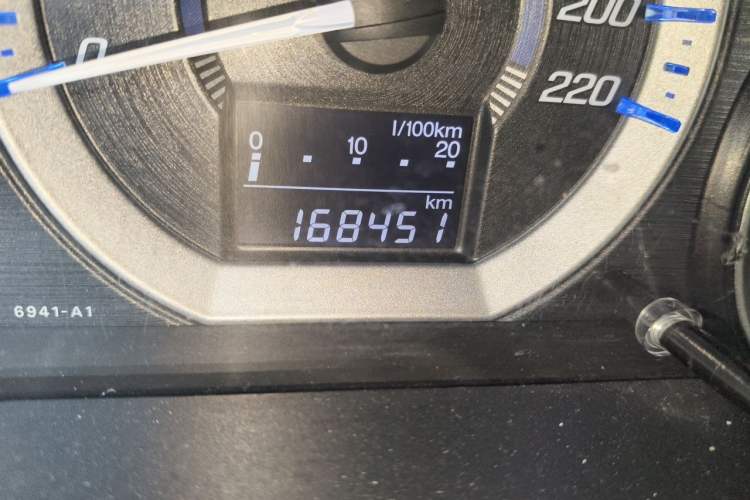 Used Honda City Classic 2012 1.5L manual Elite Edition Odometer Close Up