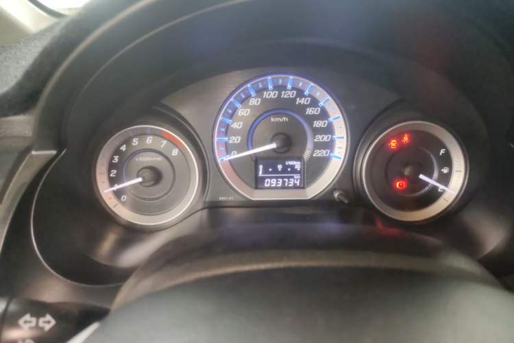 Used Honda City Classic 2012 1.5L manual Elite Edition Odometer Close Up