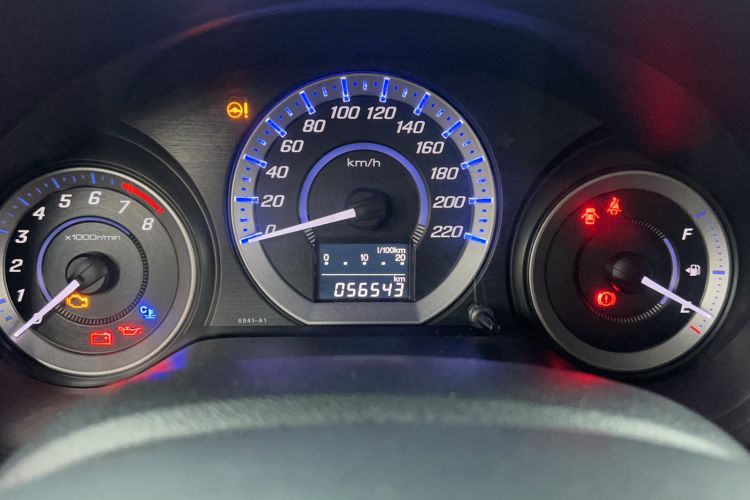 Used Honda City Classic 2012 1.5L manual Elite Edition Odometer Close Up