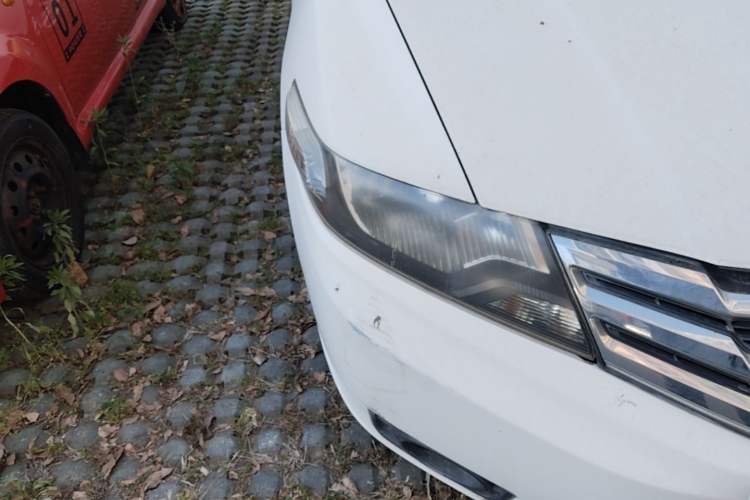 Used Honda City Classic 2012 1.5L Automatic Elite Edition Right Front Headlight