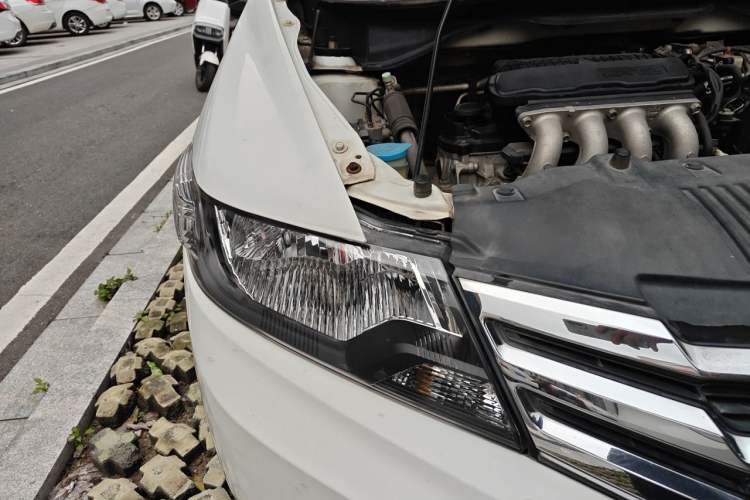 Used Honda City Classic 2012 1.5L manual Elite Edition Right Front Headlight