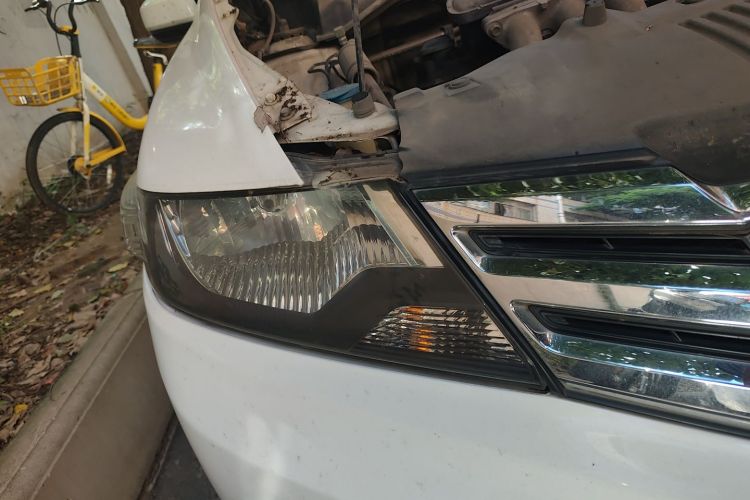 Used Honda City Classic 2012 1.5L Automatic Flagship Edition Right Front Headlight
