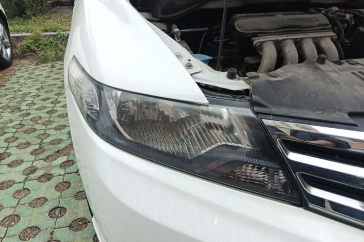 Used Honda City Classic 2012 1.5L Automatic Elite Edition Right Front Headlight