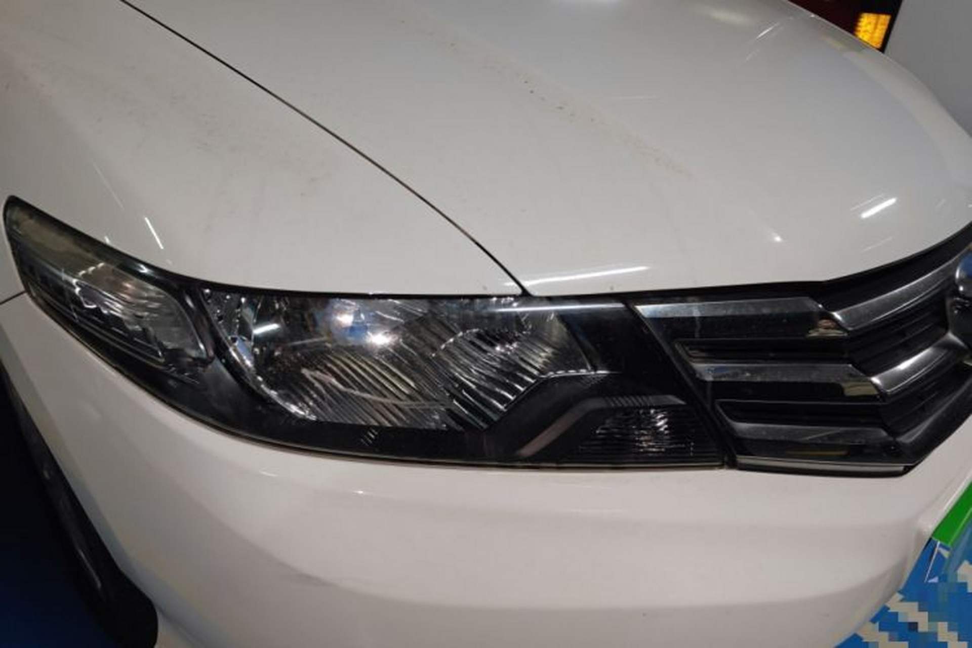 Used Honda City Classic 2012 1.5L Automatic Elite Edition Right Front Headlight