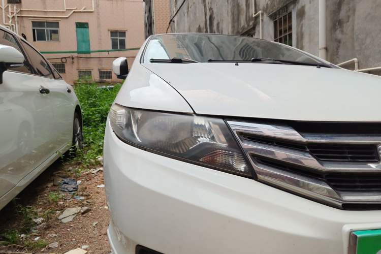 Used Honda City Classic 2012 1.5L manual Elite Edition Right Front Headlight