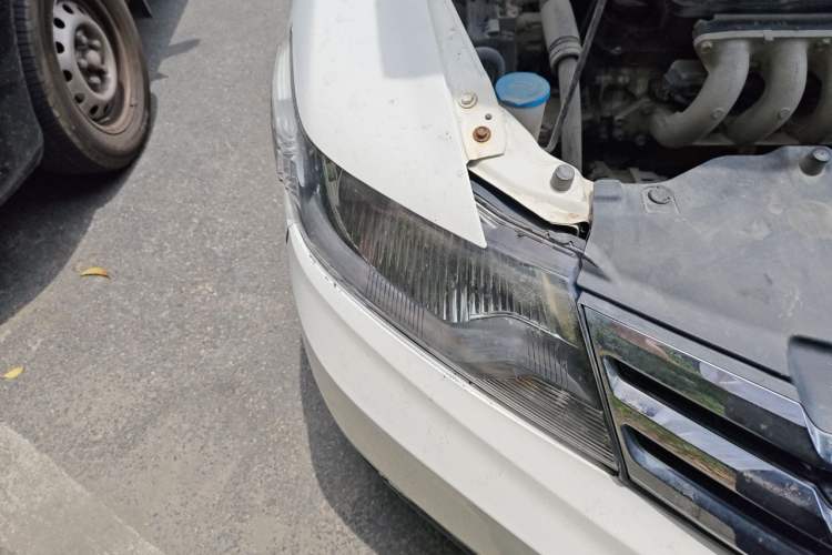 Used Honda City Classic 2012 1.5L Automatic Elite Edition Right Front Headlight