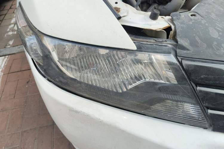 Used Honda City Classic 2012 1.5L Automatic Elite Edition Right Front Headlight