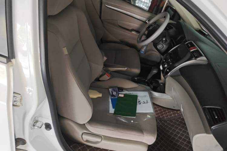 Used Honda City Classic 2012 1.5L Automatic Elite Edition Right Front Seat