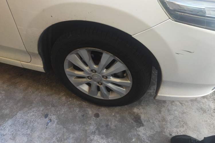 Used Honda City Classic 2012 1.5L Automatic Elite Edition Right Front Wheel Hub