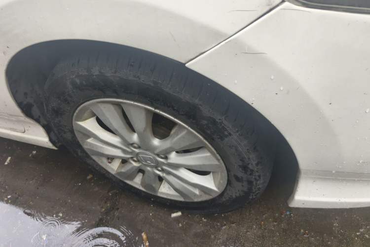 Used Honda City Classic 2012 1.5L Automatic Elite Edition Right Front Wheel Hub