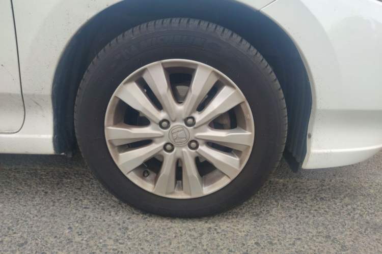 Used Honda City Classic 2012 1.5L Automatic Elite Edition Right Front Wheel Hub