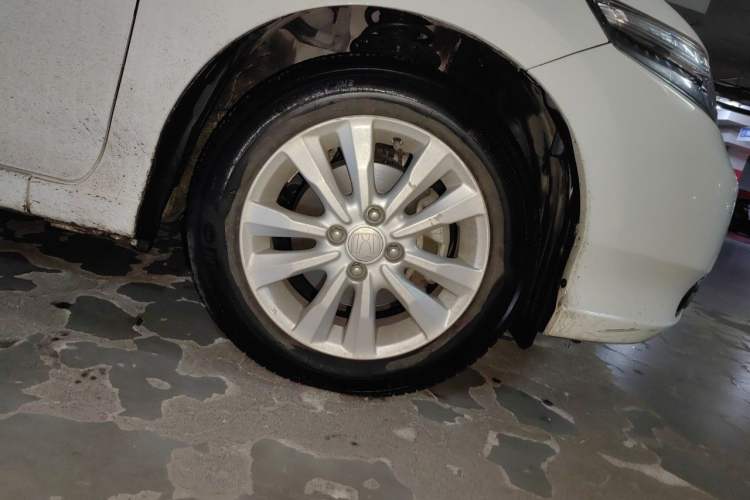 Used Honda City Classic 2012 1.5L Automatic Elite Edition Right Front Wheel Hub