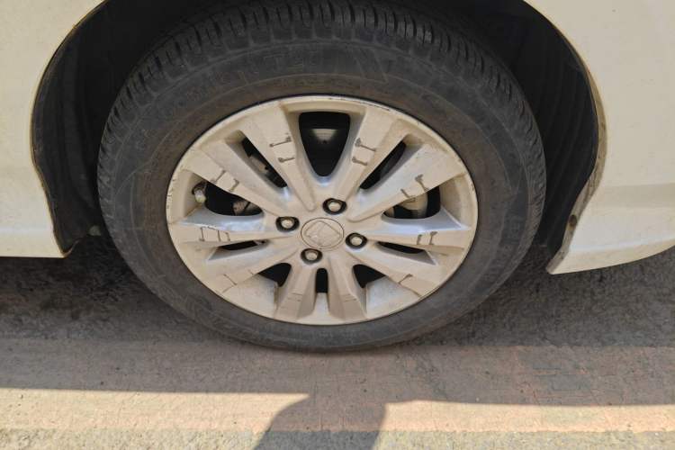 Used Honda City Classic 2012 1.5L Automatic Elite Edition Right Front Wheel Hub