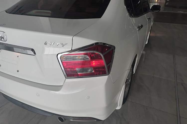 Used Honda City Classic 2012 1.5L Automatic Elite Edition Right Rear Taillight