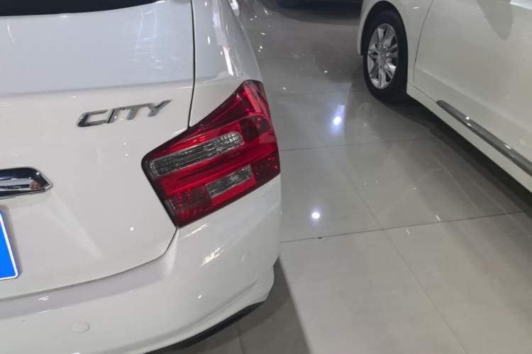 Used Honda City Classic 2012 1.5L Automatic Elite Edition Right Rear Taillight