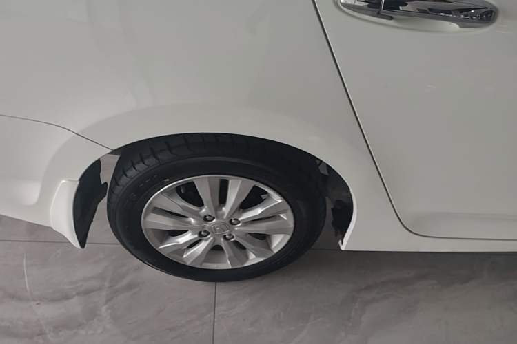 Used Honda City Classic 2012 1.5L Automatic Elite Edition Right Rear Wheel Hub