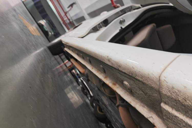 Used Honda City Classic 2012 1.5L Automatic Elite Edition Right Side Sill