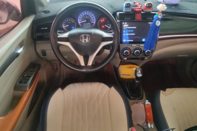 Used Honda City Classic 2012 1.5L manual Elite Edition Steering Wheel
