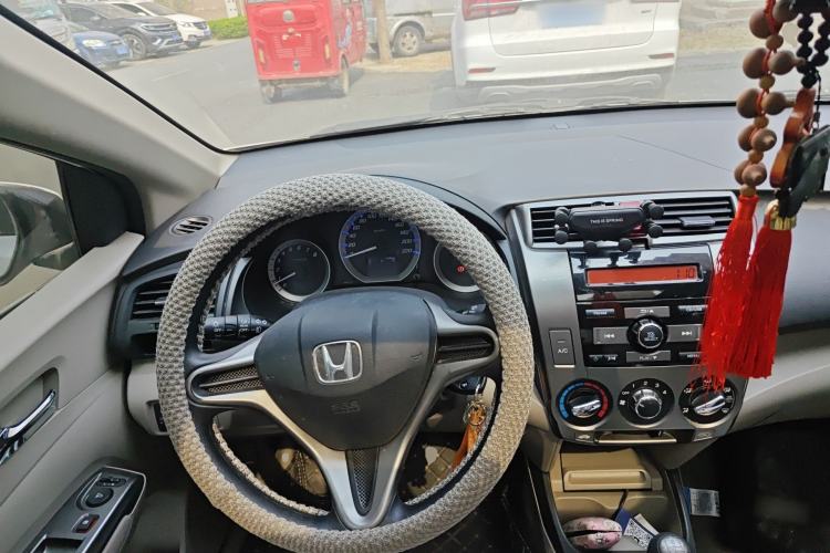 Used Honda City Classic 2012 1.5L manual Elite Edition Steering Wheel
