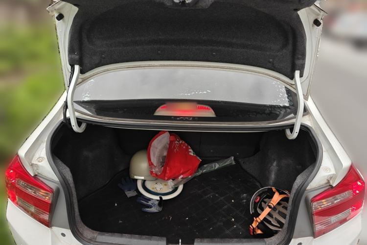 Used Honda City Classic 2012 1.5L manual Elite Edition Trunk