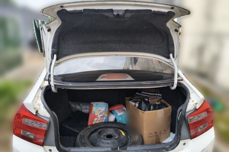Used Honda City Classic 2012 1.5L manual Elite Edition Trunk