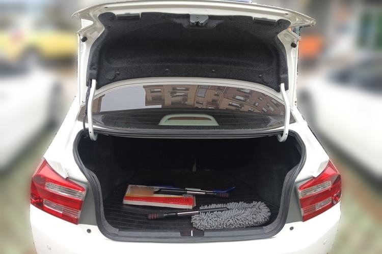 Used Honda City Classic 2012 1.5L Automatic Elite Edition Trunk