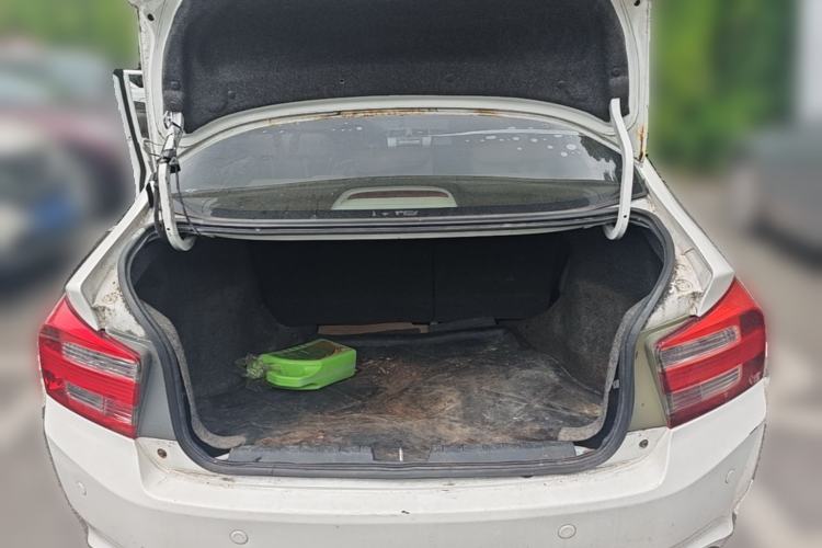 Used Honda City Classic 2012 1.5L Automatic Elite Edition Trunk