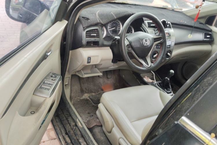 Used Honda City Classic 2014 Style 1.5L Manual Elite Edition Driver Seat