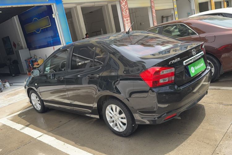 Used Honda City Classic 2014 Style 1.5L Automatic Elite Edition Exterior 5