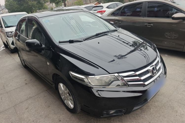 Used Honda City Classic 2014 Style 1.5L Manual Elite Edition Front Right 45 Deg