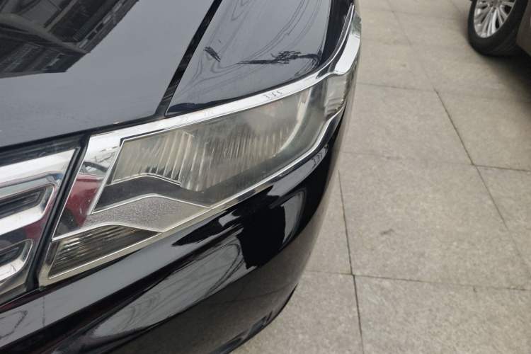 Used Honda City Classic 2014 Style 1.5L Manual Elite Edition Left Front Headlight