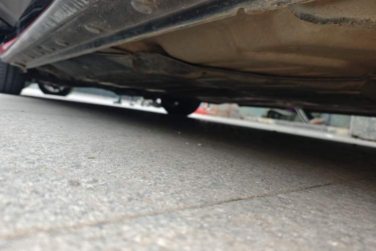 Used Honda City Classic 2014 Style 1.5L Manual Elite Edition Left Side Sill