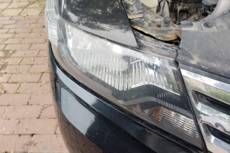 Used Honda City Classic 2014 Style 1.5L Manual Elite Edition Right Front Headlight