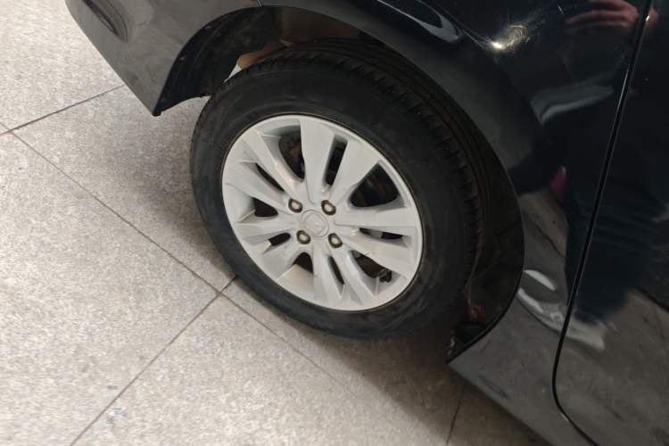 Used Honda City Classic 2014 Style 1.5L Manual Elite Edition Right Rear Wheel Hub