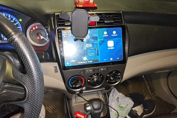 Used Honda City Classic 2014 Style 1.5L Automatic Elite Edition Audio And AC Panel