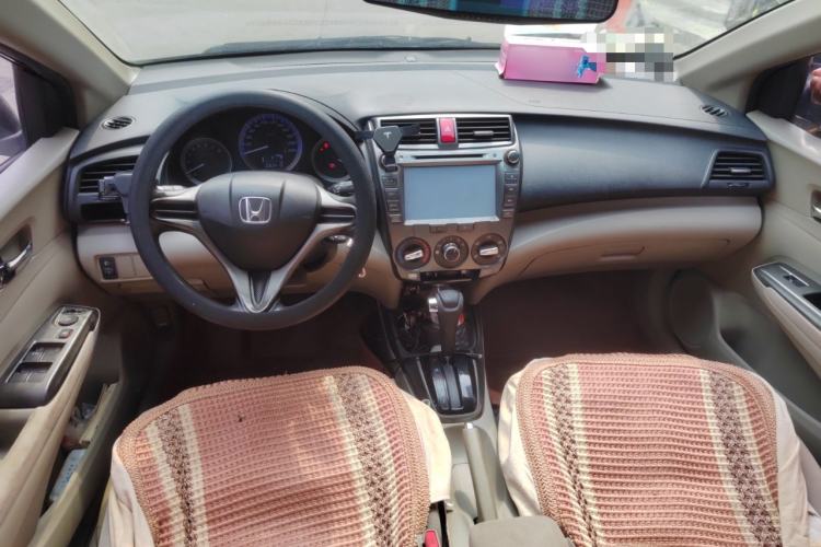 Used Honda City Classic 2014 Style 1.5L Automatic Elite Edition Center Console