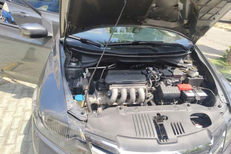 Used Honda City Classic 2014 Style 1.5L Automatic Elite Edition Engine Bay Right