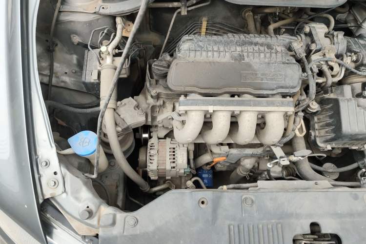 Used Honda City Classic 2014 Style 1.5L Manual Elite Edition Engine Bay Right