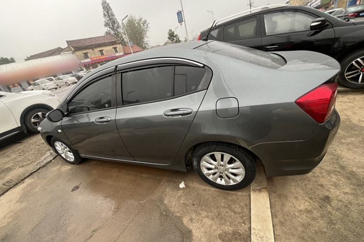 Used Honda City Classic 2014 Style 1.5L Automatic Elite Edition Exterior 2