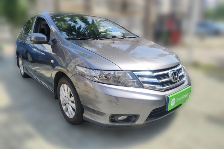 Used Honda City Classic 2014 Style 1.5L Automatic Elite Edition Front Right 45 Deg