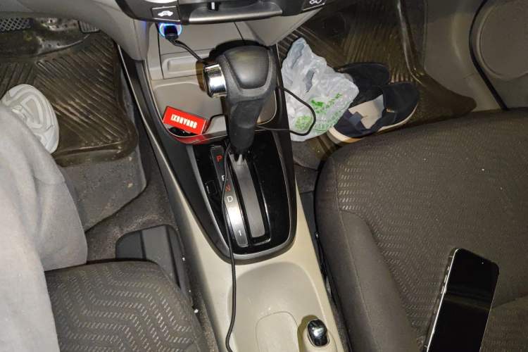 Used Honda City Classic 2014 Style 1.5L Automatic Elite Edition Gear Lever