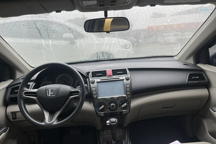 Used Honda City Classic 2014 Style 1.5L Automatic Elite Edition Interior 1