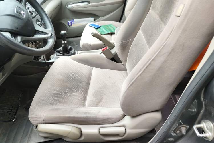 Used Honda City Classic 2014 Style 1.5L Manual Elite Edition Left Front Seat