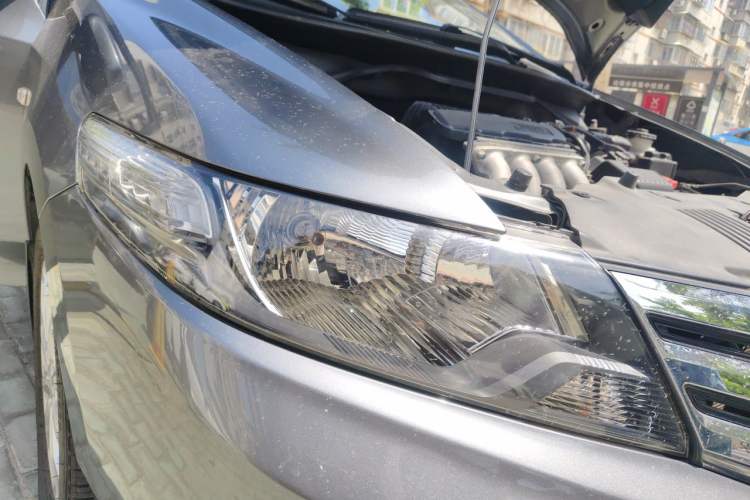 Used Honda City Classic 2014 Style 1.5L Automatic Elite Edition Right Front Headlight