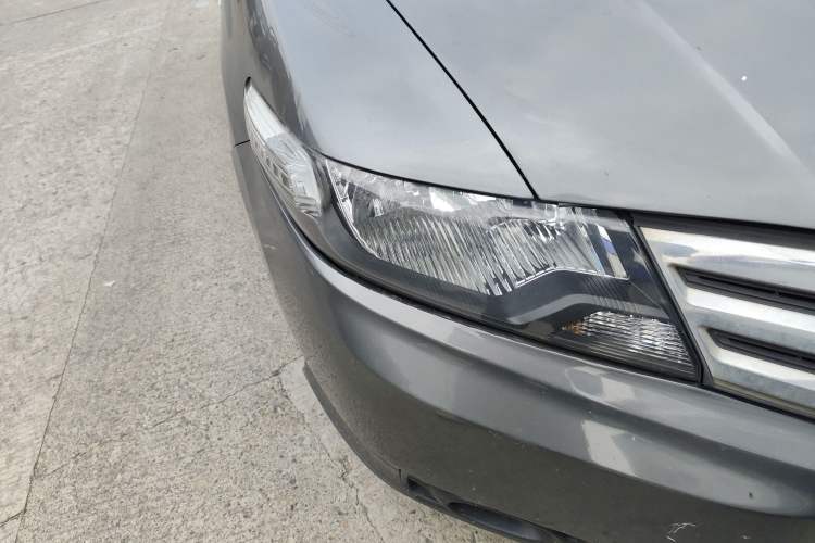 Used Honda City Classic 2014 Style 1.5L Manual Elite Edition Right Front Headlight