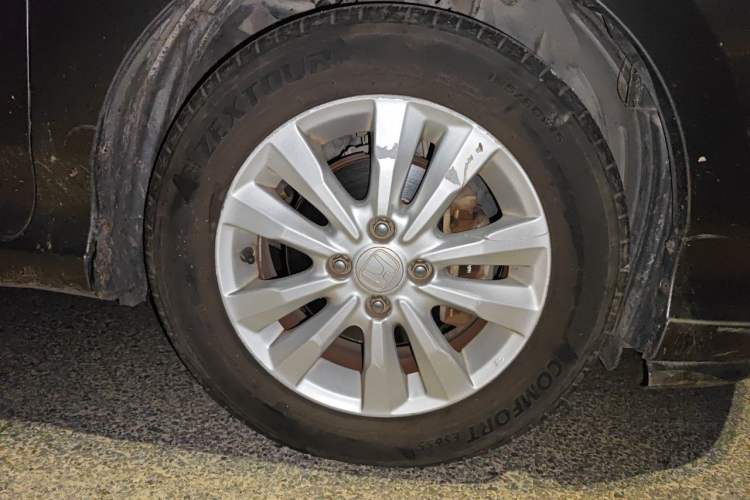 Used Honda City Classic 2014 Style 1.5L Automatic Elite Edition Right Front Wheel Hub
