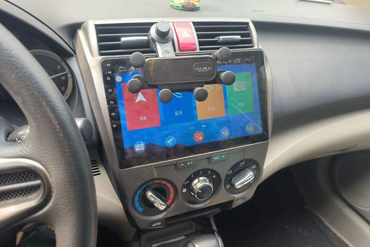 Used Honda City Classic 2014 Style 1.5L Automatic Elite Edition Audio And AC Panel