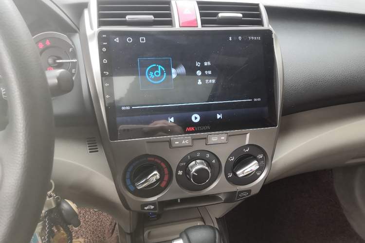 Used Honda City Classic 2014 Style 1.5L Automatic Elite Edition Audio And AC Panel